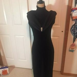 Black velvet vintage robbie bee gown dress